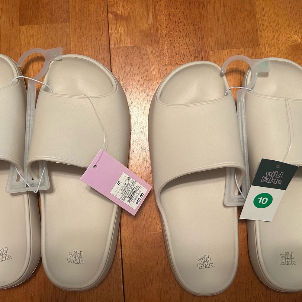 Wild Fable Cream Slippers